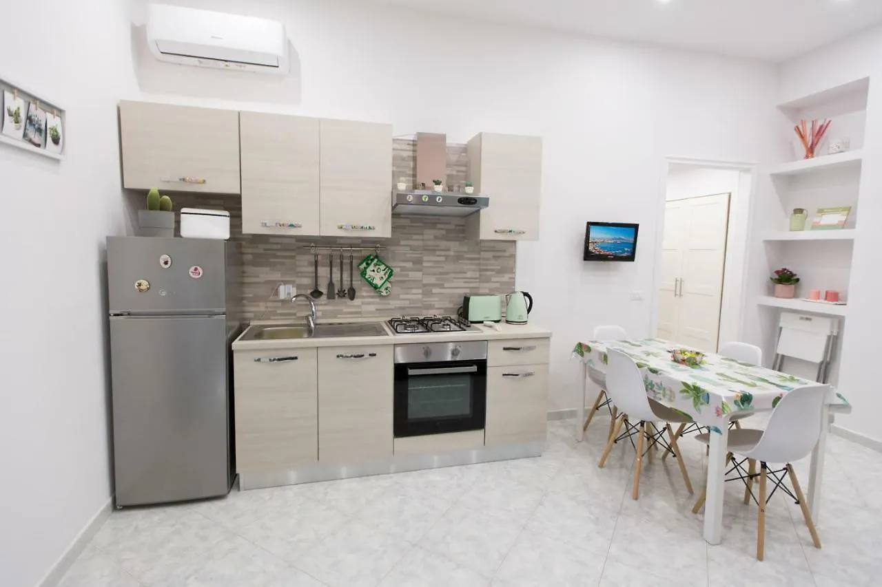 Apartment Mona Home Naples